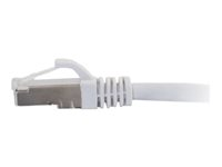 C2G Cat5e Booted Shielded (STP) Network Patch Cable - Cordon de raccordement - RJ-45 (M) pour RJ-45 (M) - 30 m - STP - CAT 5e - Moulé - blanc 83889